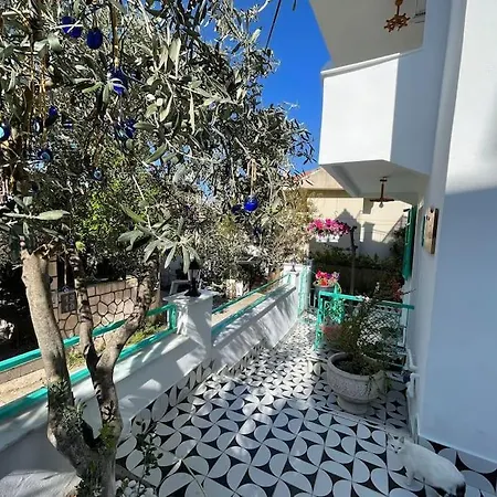 With Swiming Pool 360 View וילה *